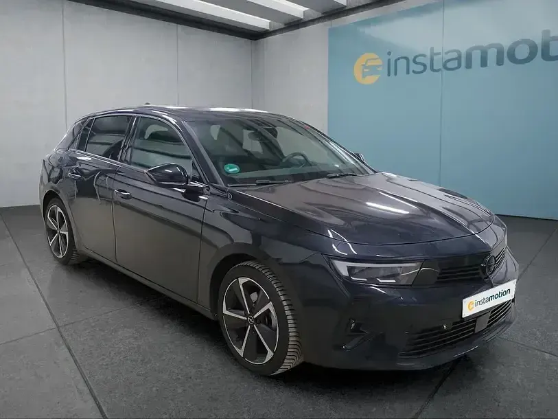 Gebraucht Opel Astra 131 PS (96 kW) 2025 Schwarz Kleinwagen