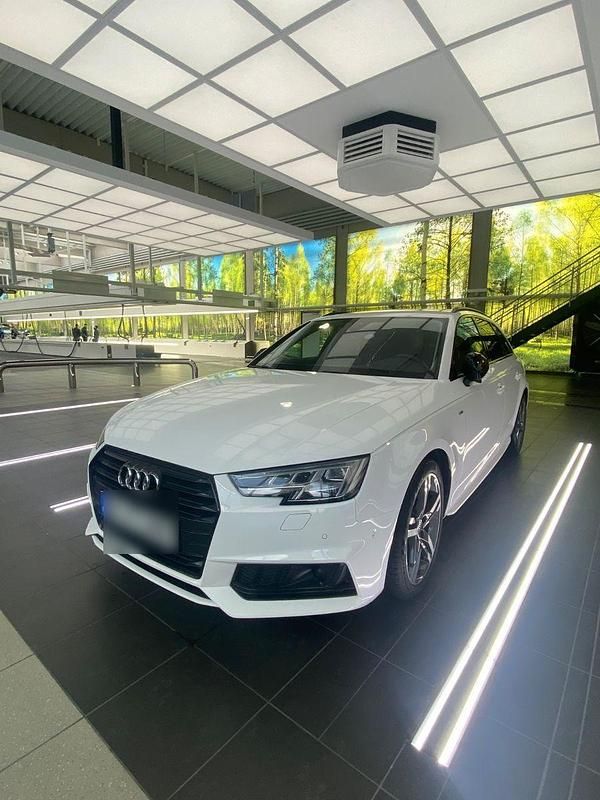 Gebraucht Audi A4 Sport 218 PS (160 kW) 2017 Weiß Kombi