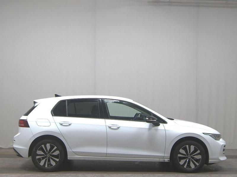 Pure white Gebraucht 2025 VW Golf VIII | 23.480 € (Superpreis) - Bild 1/4