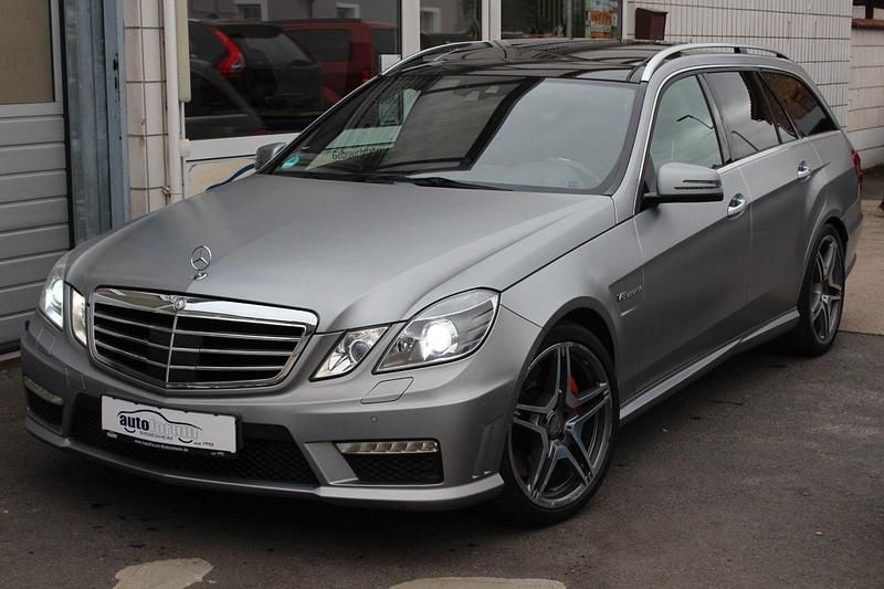Gebraucht Mercedes E63 AMG AMG 557 PS (409 kW) 2011 Grau Kombi