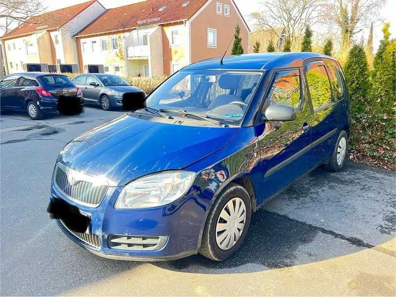 Gebraucht Skoda Roomster 70 PS (51 kW) 2009 Blau Van / Kleinbus