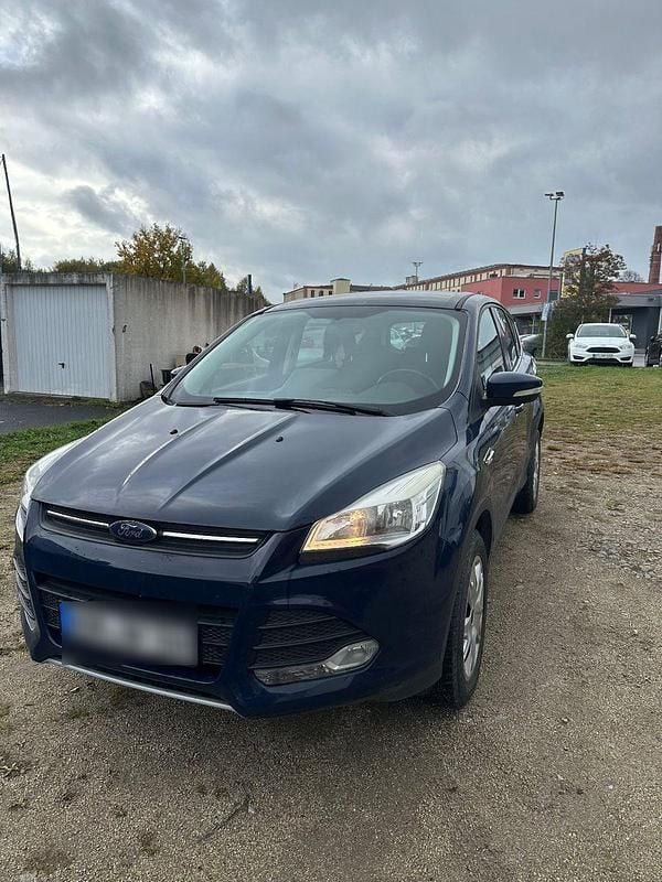 Gebraucht Ford Kuga 150 PS (110 kW) 2015 Blau SUV