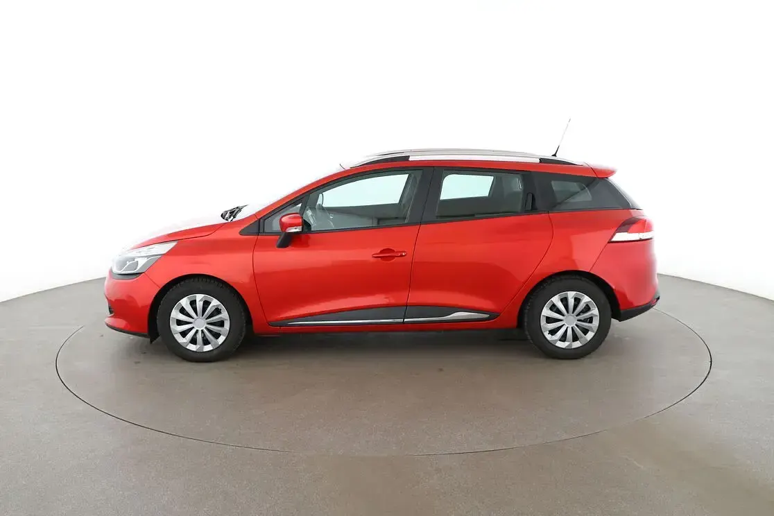 Gebraucht Renault Clio Dynamique 120 PS (88 kW) 2016 Rot Kombi