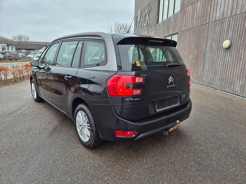 Second-hand Citroën C4 Intensive 150 CP (110 kW) 2014 Negru SUV