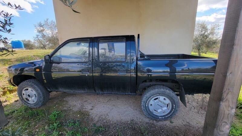 Grün Gebraucht 1993 Nissan PickUp Abholung | 17.500 € - Bild 1/4