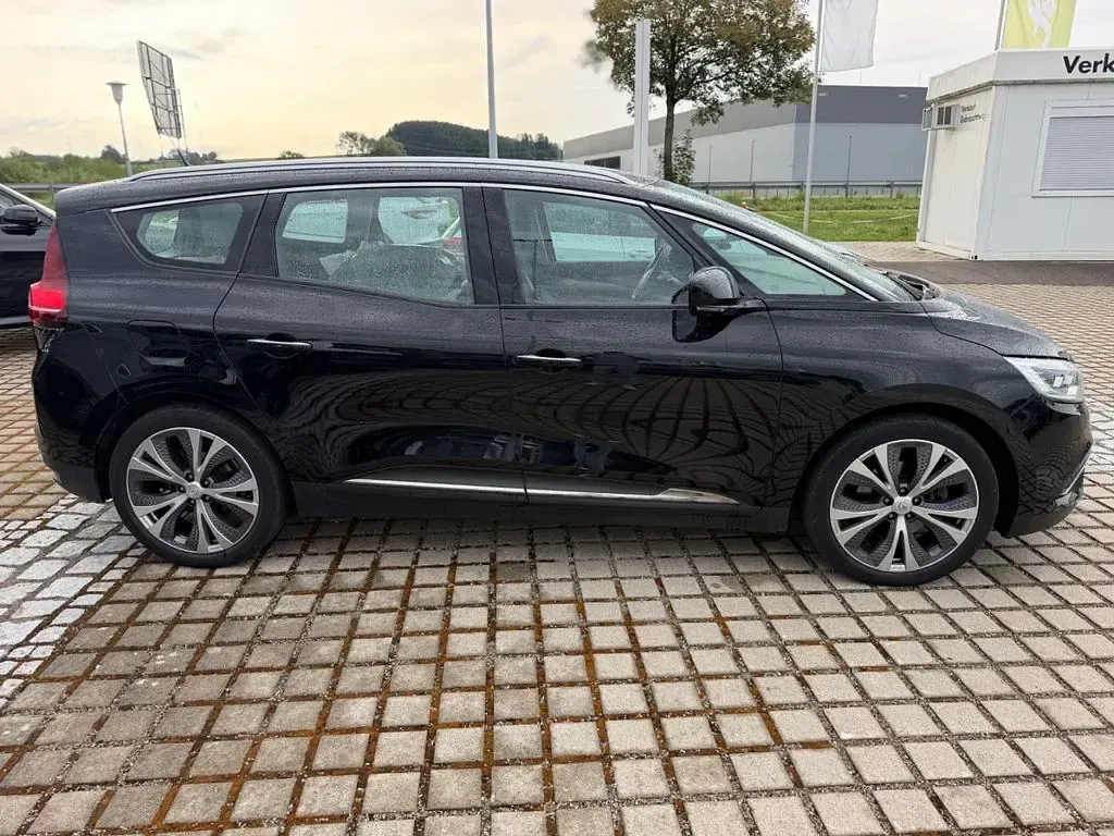 Gebraucht Renault Grand Scénic IV Intens 132 PS (97 kW) 2017 Schwarz Van / Kleinbus