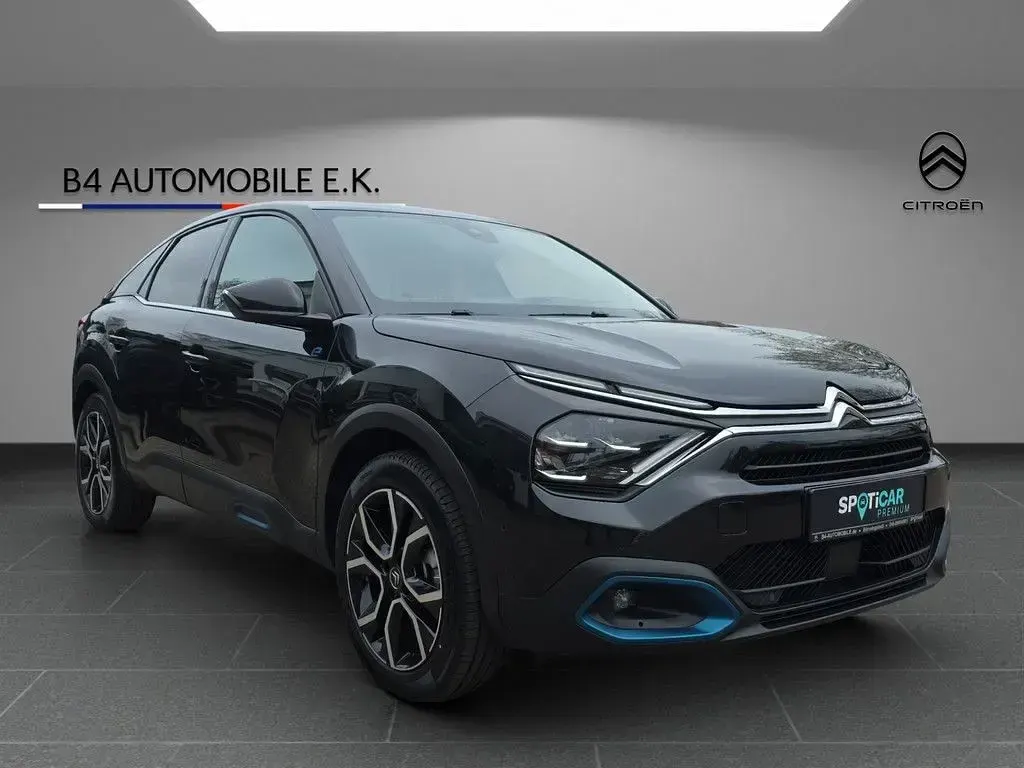 Gebraucht Citroën e-C4 Shine 100 kW (136 PS) 2021 Schwarz Limousine