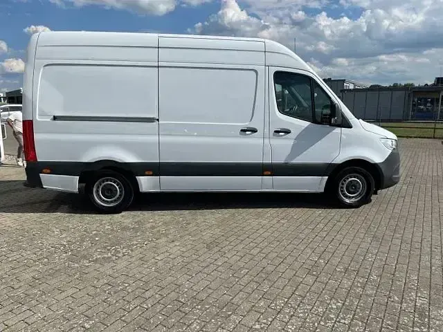 Gebraucht Mercedes Sprinter 143 PS (105 kW) 2020 Weiß Van