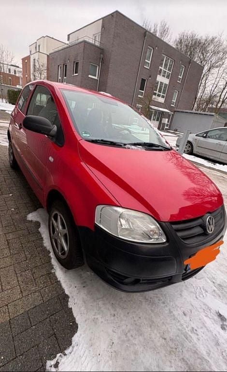 Gebraucht VW Fox 60 PS (44 kW) 2006 Rot Kleinwagen