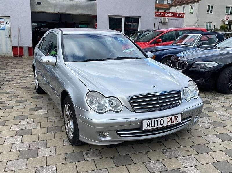 Silber Gebraucht 2004 Mercedes C180 Limousine | 2.989 € (Guter Preis) - Bild 1/4
