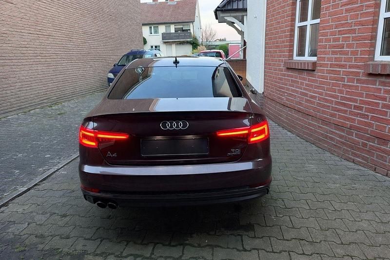 Gebraucht Audi A4 Design 272 PS (200 kW) 2015 Braun Limousine