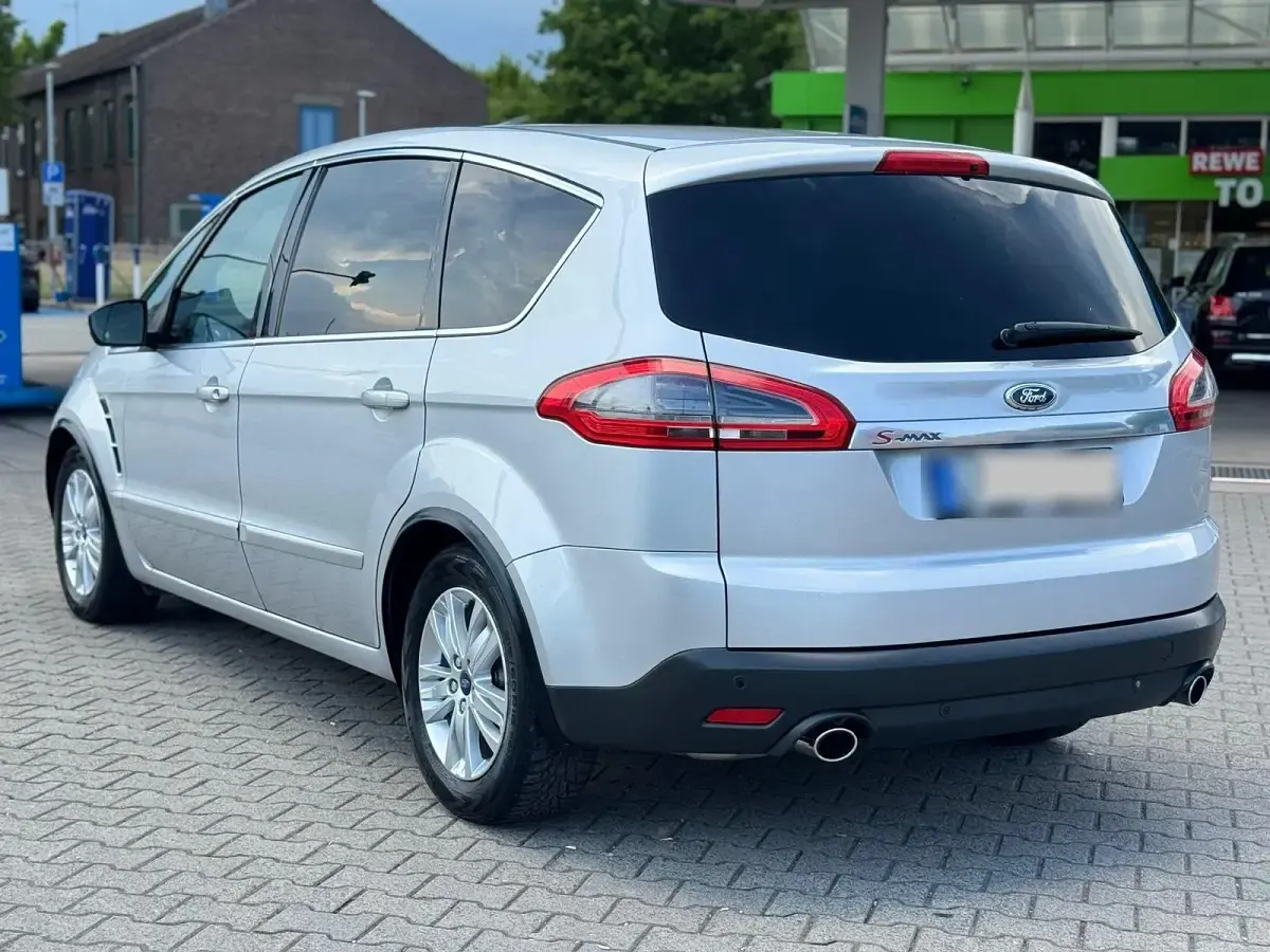 Gebraucht Ford S-MAX S 203 PS (149 kW) 2011 Silber Van / Kleinbus