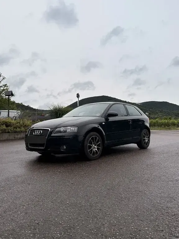 Gebraucht Audi A3 102 PS (75 kW) 2006 Schwarz Kleinwagen