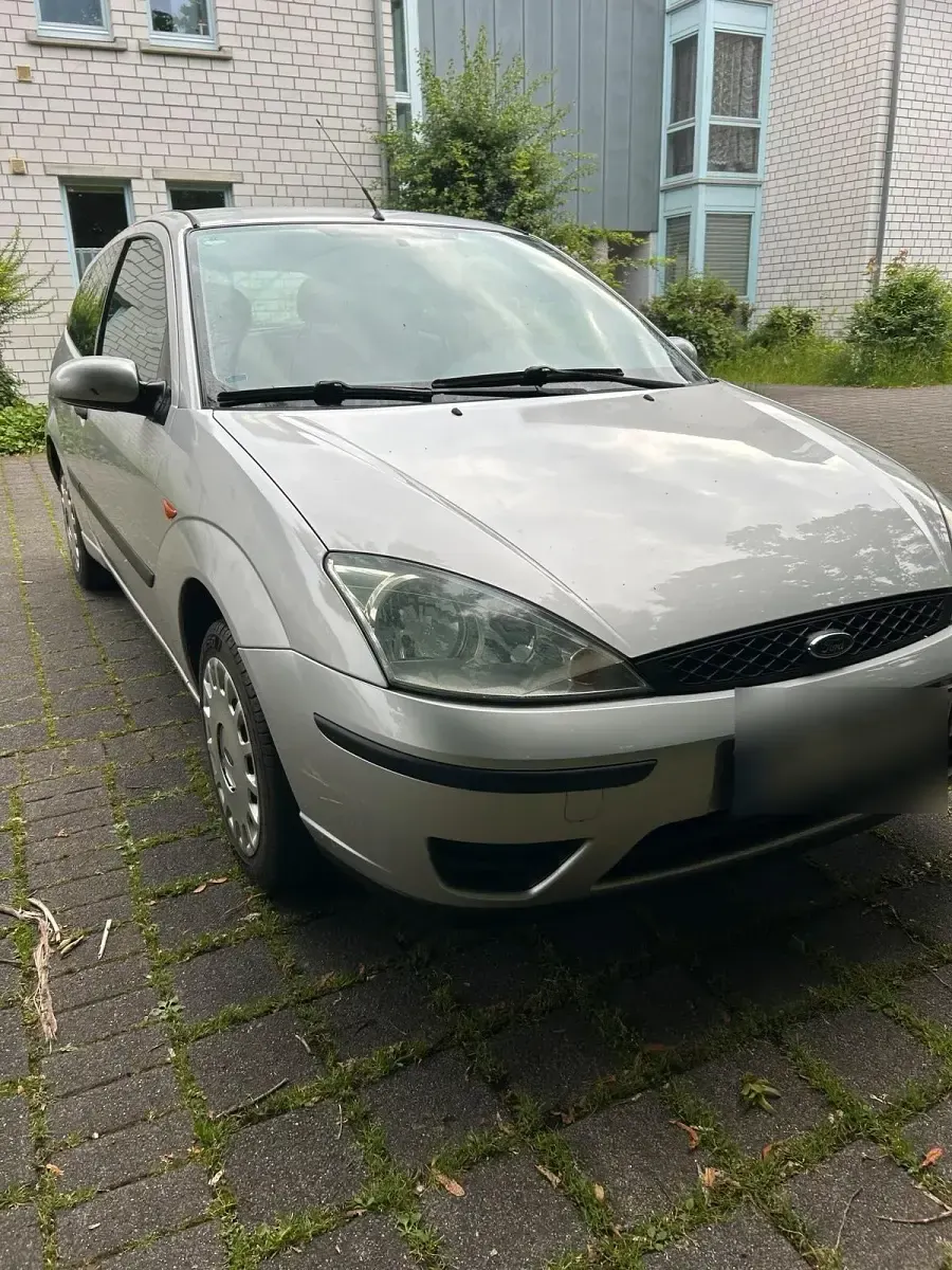 Gebraucht Ford Focus 75 PS (55 kW) 2003 Silber Kleinwagen