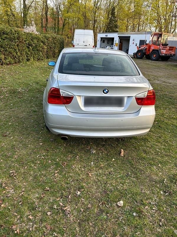 Usata BMW 320 150 CV (110 kW) 2005 Argento Berlina