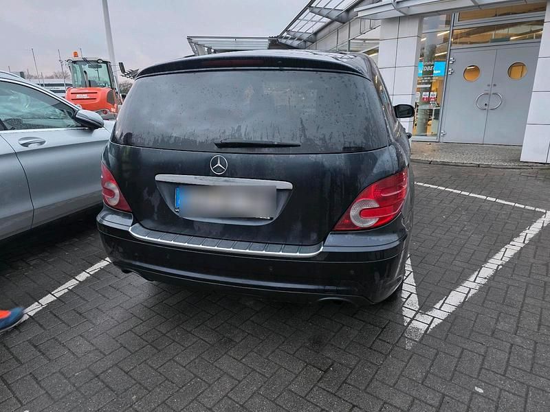 Gebraucht Mercedes R320 224 PS (164 kW) 2008 Van / Kleinbus