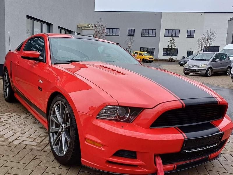 Rot Gebraucht 2014 Ford Mustang GT Coupé | 23.900 € (Fairer Preis) - Bild 1/4