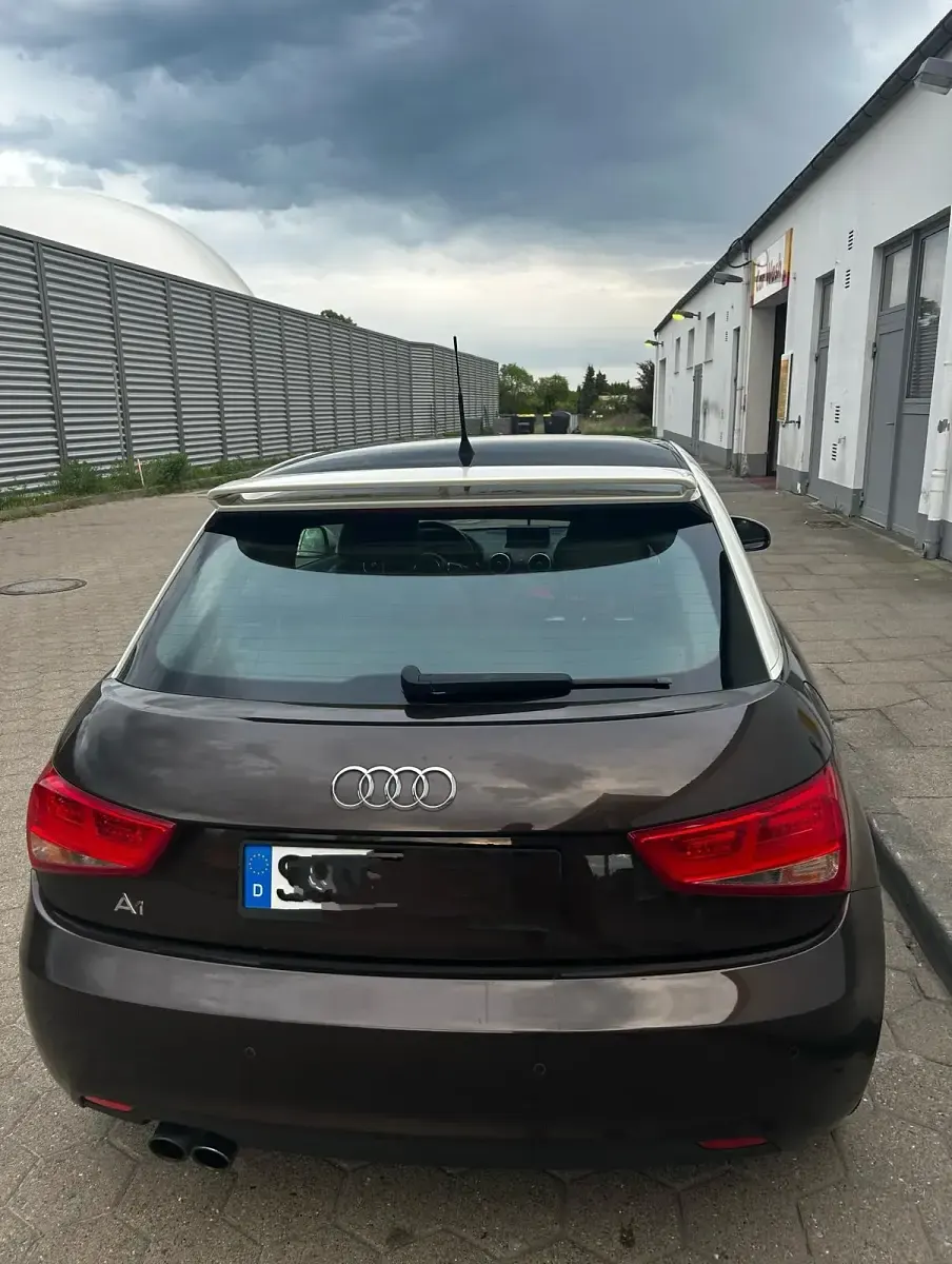 Gebraucht Audi A1 2011 Braun Kleinwagen