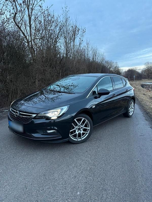 Gebraucht Opel Astra 150 PS (110 kW) 2016 Schwarz Limousine