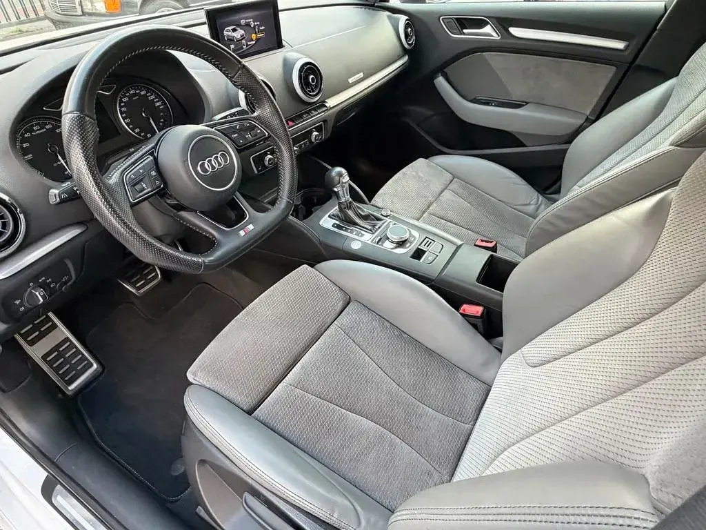 Gebraucht Audi A3 Sportback e-tron S-Line 204 PS (150 kW) 2017 Weiß Kleinwagen