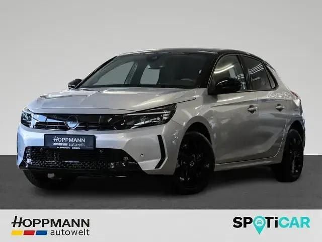 Kristall silber Gebraucht 2024 Opel Corsa GS Line Limousine | 18.990 € (Fairer Preis) - Bild 1/4