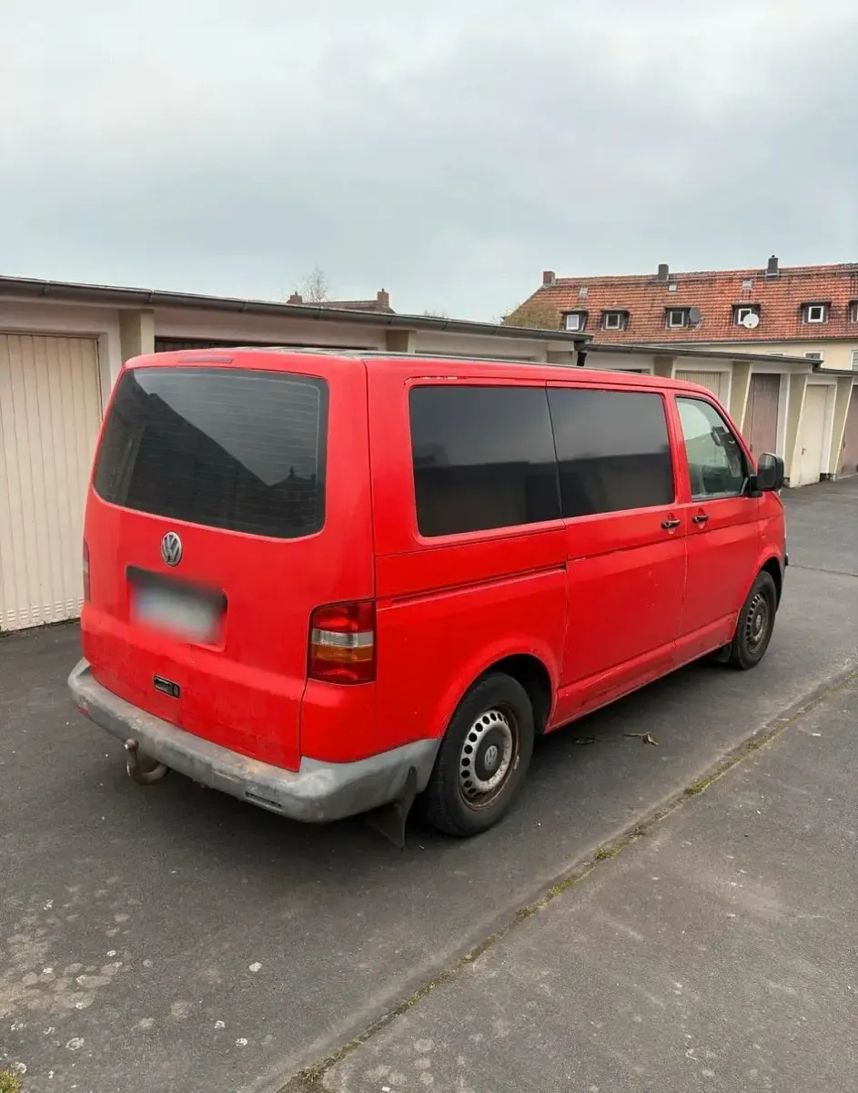 Gebraucht VW T5 105 PS (77 kW) 2005 Rot Van