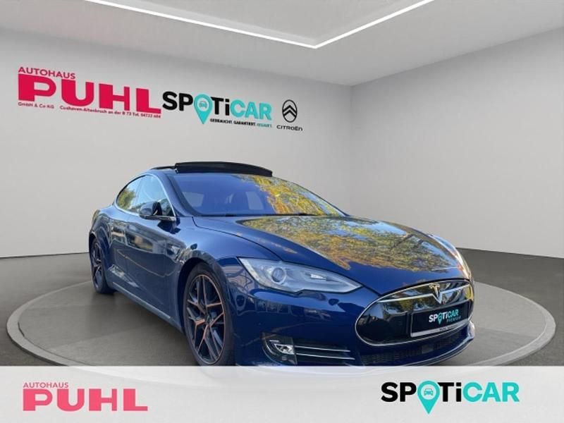 Blau Gebraucht 2015 Tesla Model S Kleinwagen | 23.390 € (Fairer Preis) - Bild 1/1