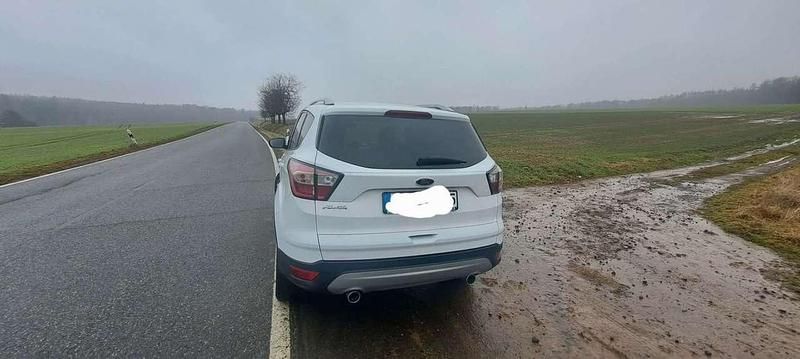 Gebraucht Ford Kuga Cool & Connect 120 PS (88 kW) 2019 SUV