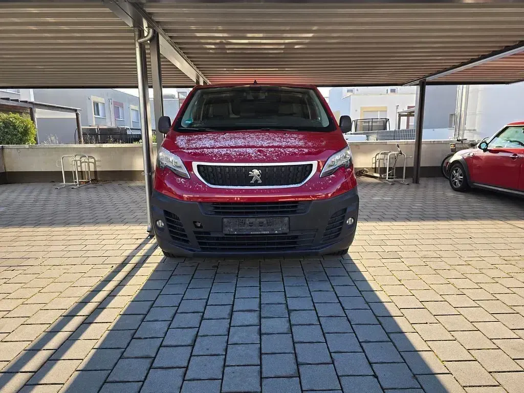 Gebraucht Peugeot Expert 150 PS (110 kW) 2019 Rot Van