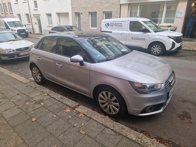 Gebraucht Audi A1 Sportback 122 PS (89 kW) 2014 Silber Kleinwagen