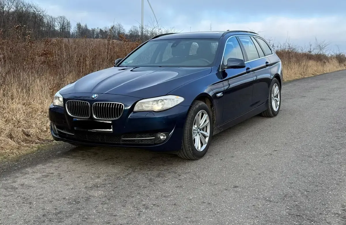 Second-hand BMW 520 184 CP (135 kW) 2011 Albastru Break