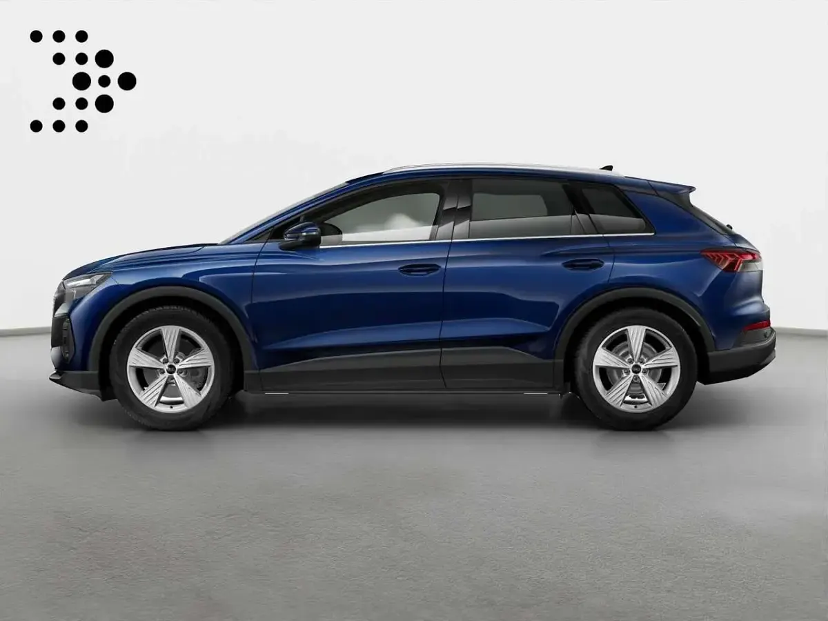 Gebraucht Audi Q4 e-tron Sport 150 kW (204 PS) 2025 Navarrablau metallic SUV