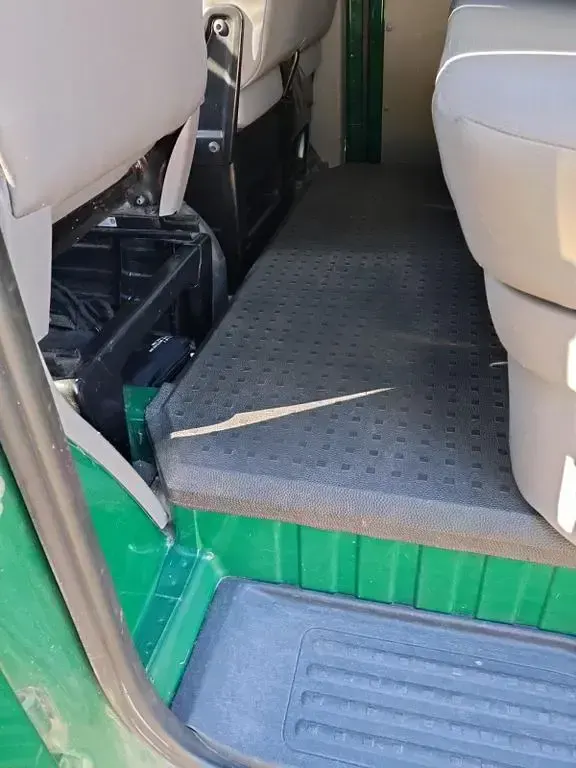 Gebraucht VW T5 131 PS (96 kW) 2009 Grün Van