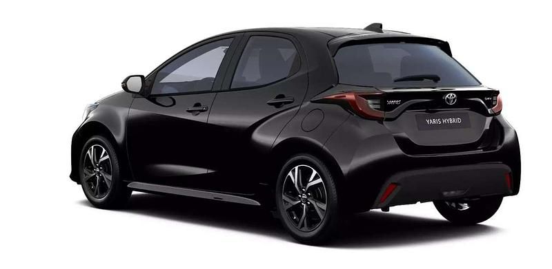 Neu Toyota Yaris Hybrid 116 PS (85 kW) 2025 Mysticschwarz Kleinwagen