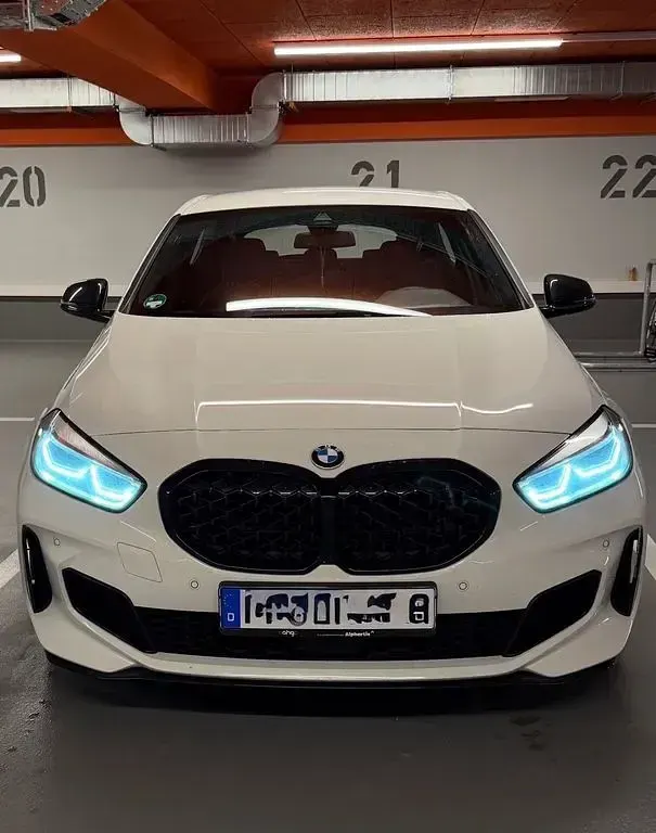 Gebraucht BMW 135 Performance 306 PS (225 kW) 2022 Weiß Kleinwagen