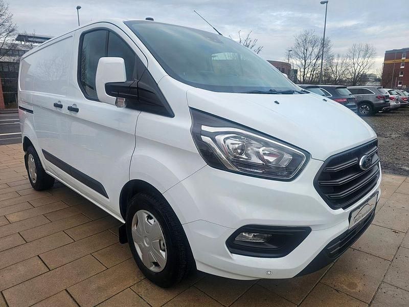 Gebraucht Ford Transit Custom Trend 105 PS (77 kW) 2019 Weiß Van / Kleinbus