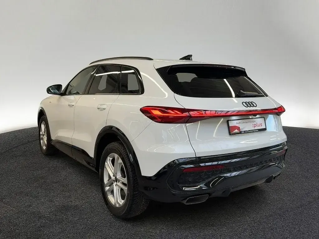 Gebraucht Audi Q5 Edition .1 204 PS (150 kW) 2025 2y gletscherweiß metallic SUV