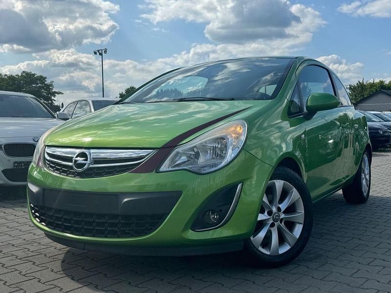 Grün Gebraucht 2012 Opel Corsa Kleinwagen | 2.999 € (Guter Preis) - Bild 1/4