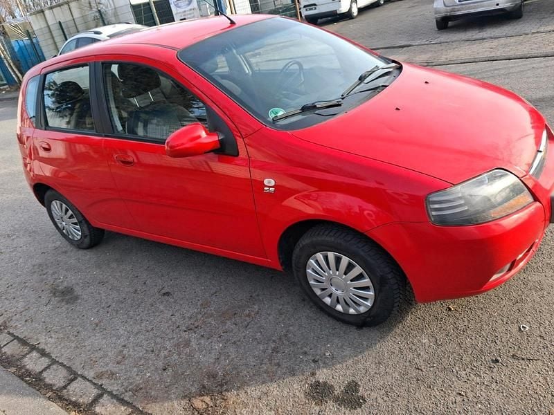 Gebraucht Chevrolet Kalos 72 PS (52 kW) 2007 Rot Kleinwagen