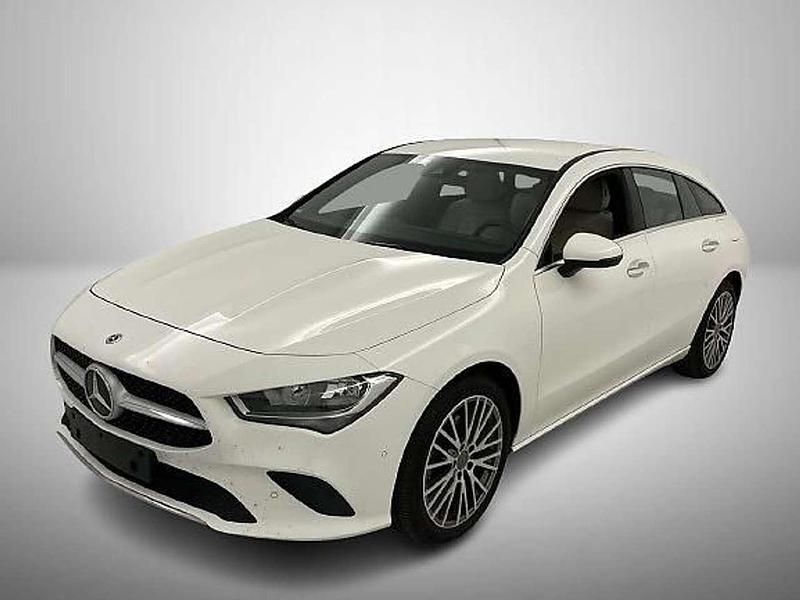 Weiß Gebraucht 2020 Mercedes CLA200 Progressive Kombi | 25.749 € (Guter Preis) - Bild 1/4