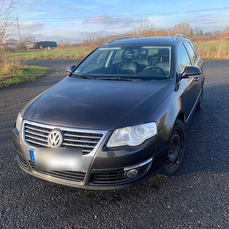 Gebraucht 2010 VW Passat Highline Kombi | 2.450 € (Superpreis) - Bild 1/4