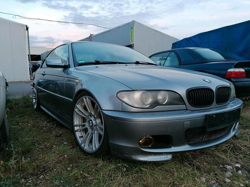 Grau Gebraucht 2004 BMW 325 M Sport Coupé | 5.500 € (Fairer Preis) - Bild 1/4