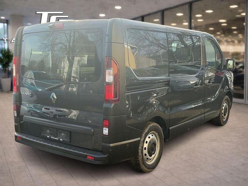 Gebraucht Renault Trafic Komfort 120 PS (88 kW) 2022 Grau Van / Kleinbus