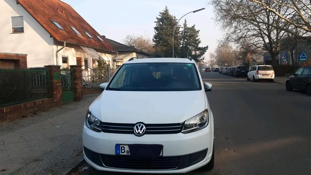 Gebraucht VW Touran 150 PS (110 kW) 2014 Weiß Van / Kleinbus