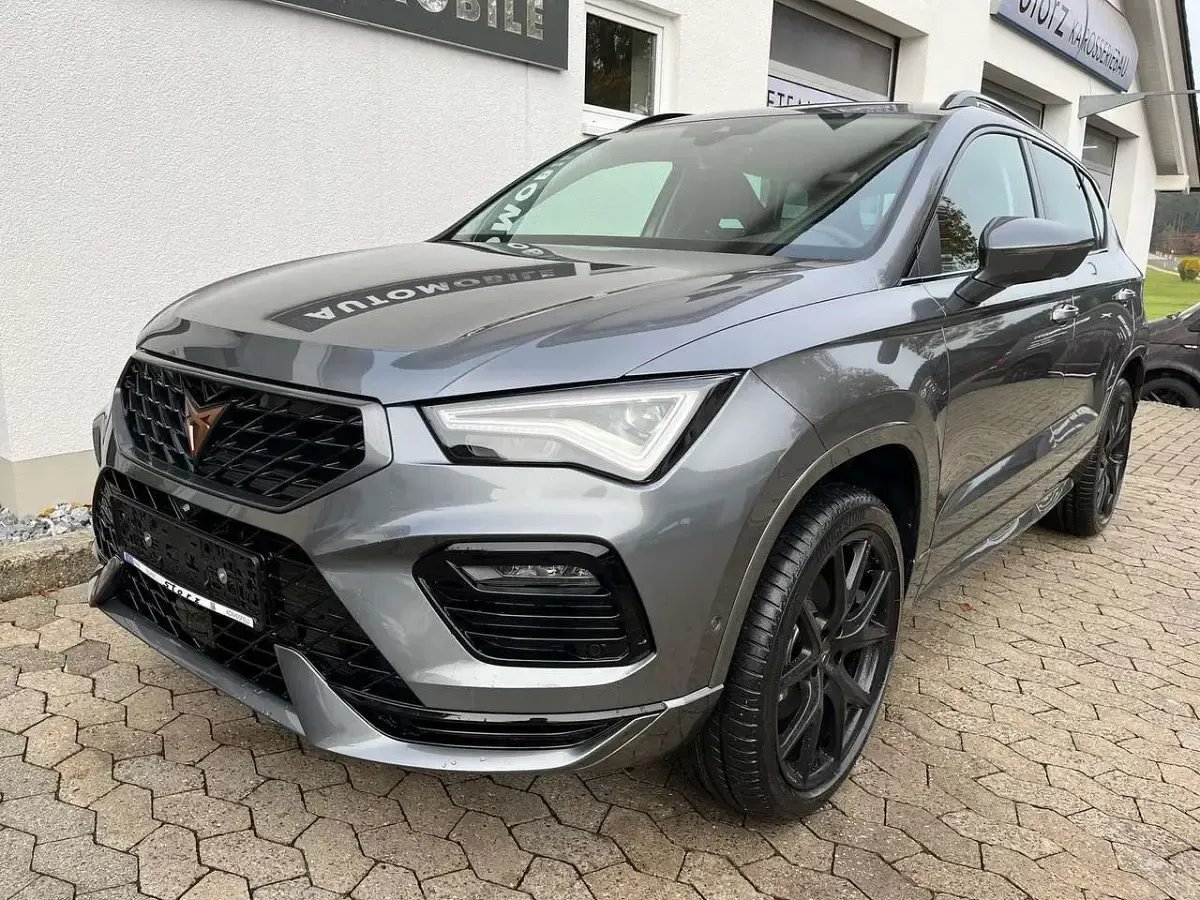 Neu Cupra Ateca 150 PS (110 kW) 2025 Graphitgrau SUV