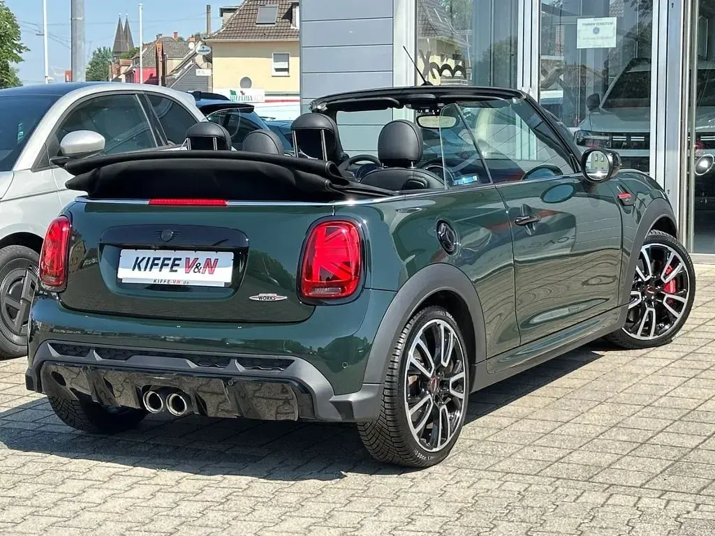 Gebraucht Mini John Cooper Works Cabriolet 231 PS (169 kW) 2022 Grün Cabrio