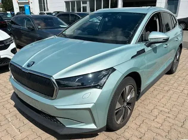 Gebraucht Skoda Enyaq iV 150 kW (204 PS) 2022 Silber SUV