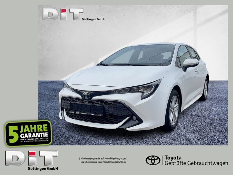 Schneeweiß Gebraucht 2020 Toyota Corolla Comfort Limousine | 15.490 € (Guter Preis) - Bild 1/4