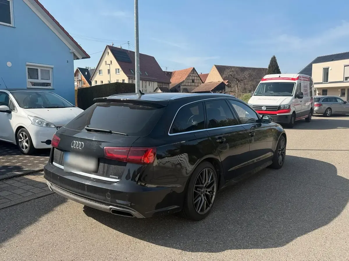 Gebraucht Audi A6 Competition 320 PS (235 kW) 2015 Schwarz Kombi