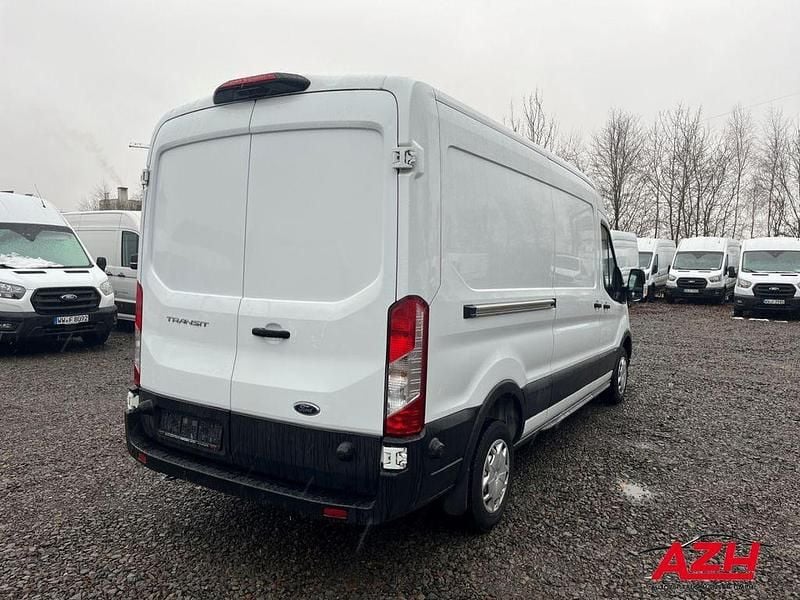 Gebraucht Ford Transit Trend 131 PS (96 kW) 2023 Frostweiss Van / Kleinbus